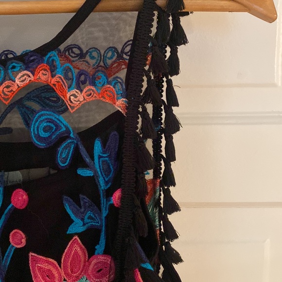 Eva Franco ‘Stevie’ Tasseled & Embroidered Sleeveless Midi Dress 🥳 - Picture 6 of 8